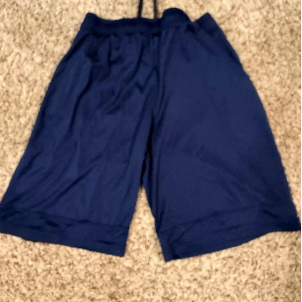 Under Armour Boys Navy Blue Loose Fit Athletic Gym Basketball Shorts Youth Large
